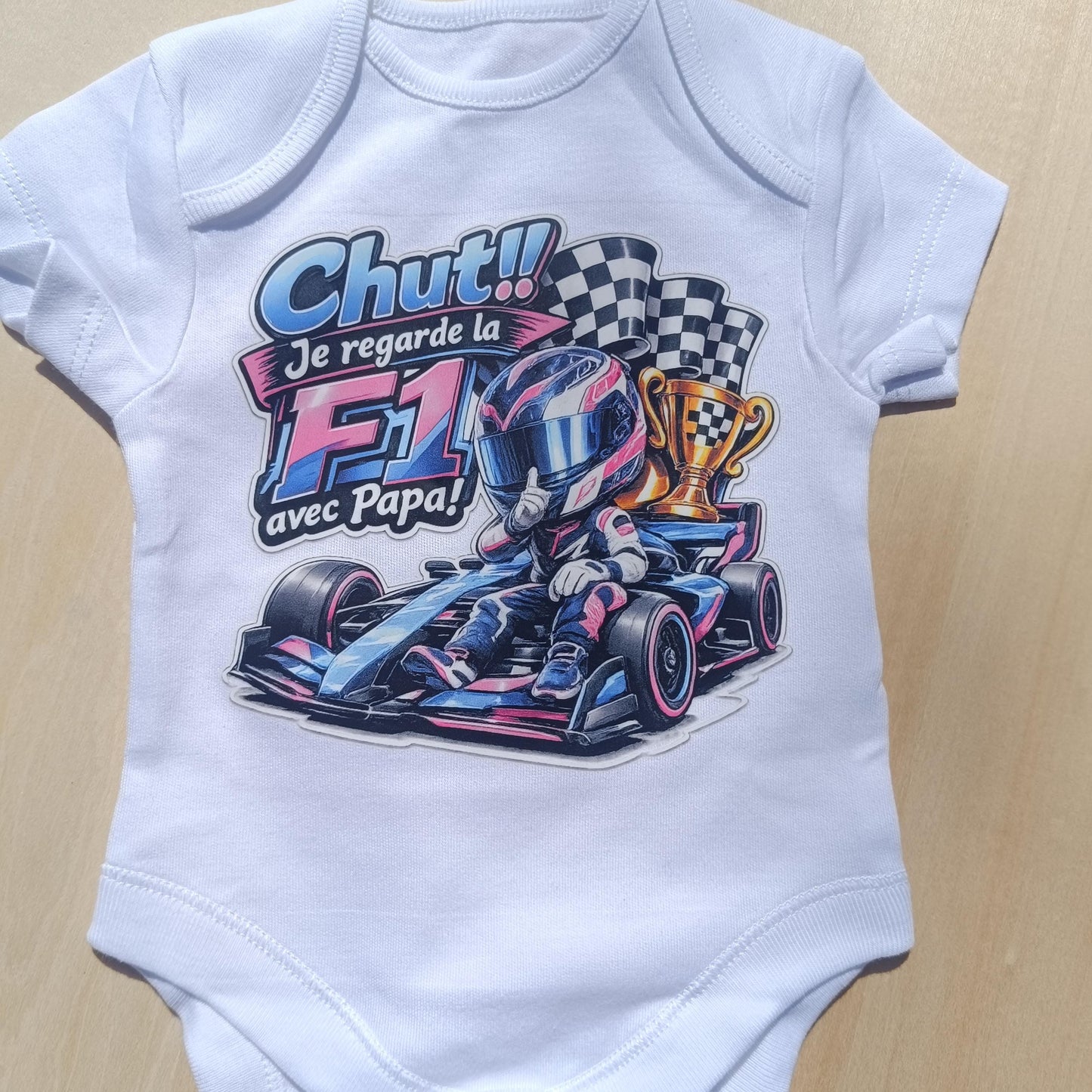 Body bébé F1 – Chut! Je regarde la F1 avec Papa! version Alpine Gasly
