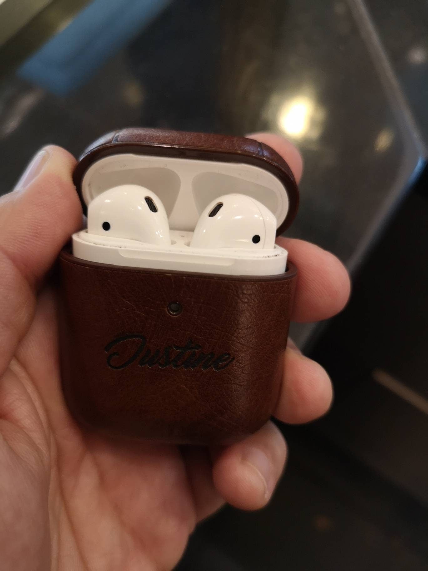 Boitier pour Airpods 1, airpods2, airpods3, airpods 4, airpods pro gravé avec prénom personnalisé, simili cuir et pochette cadeau