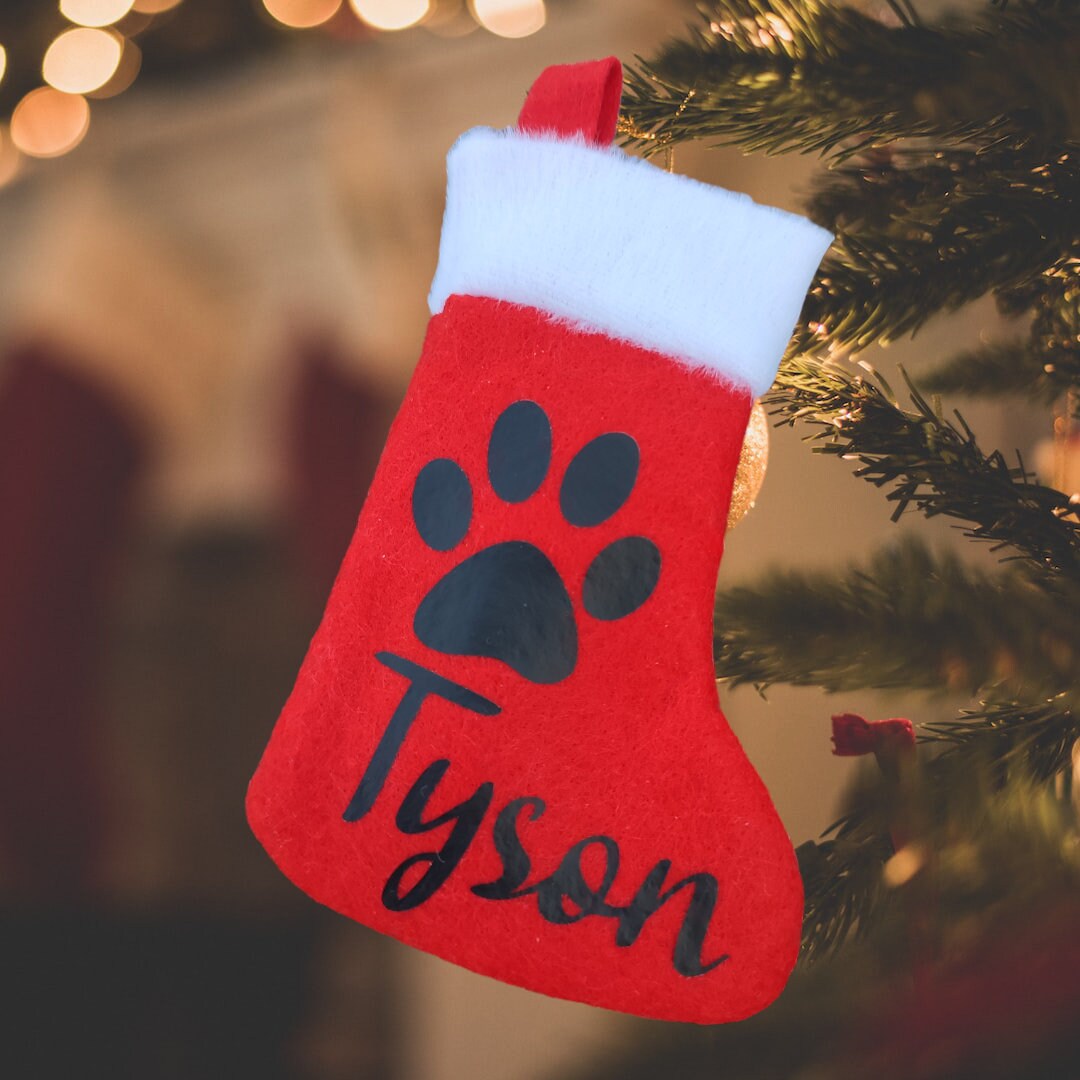 Chaussette de Noël pour les cadeaux personnalisée avec prénom, à accrocher à la cheminée. Flocage or doré pailleté