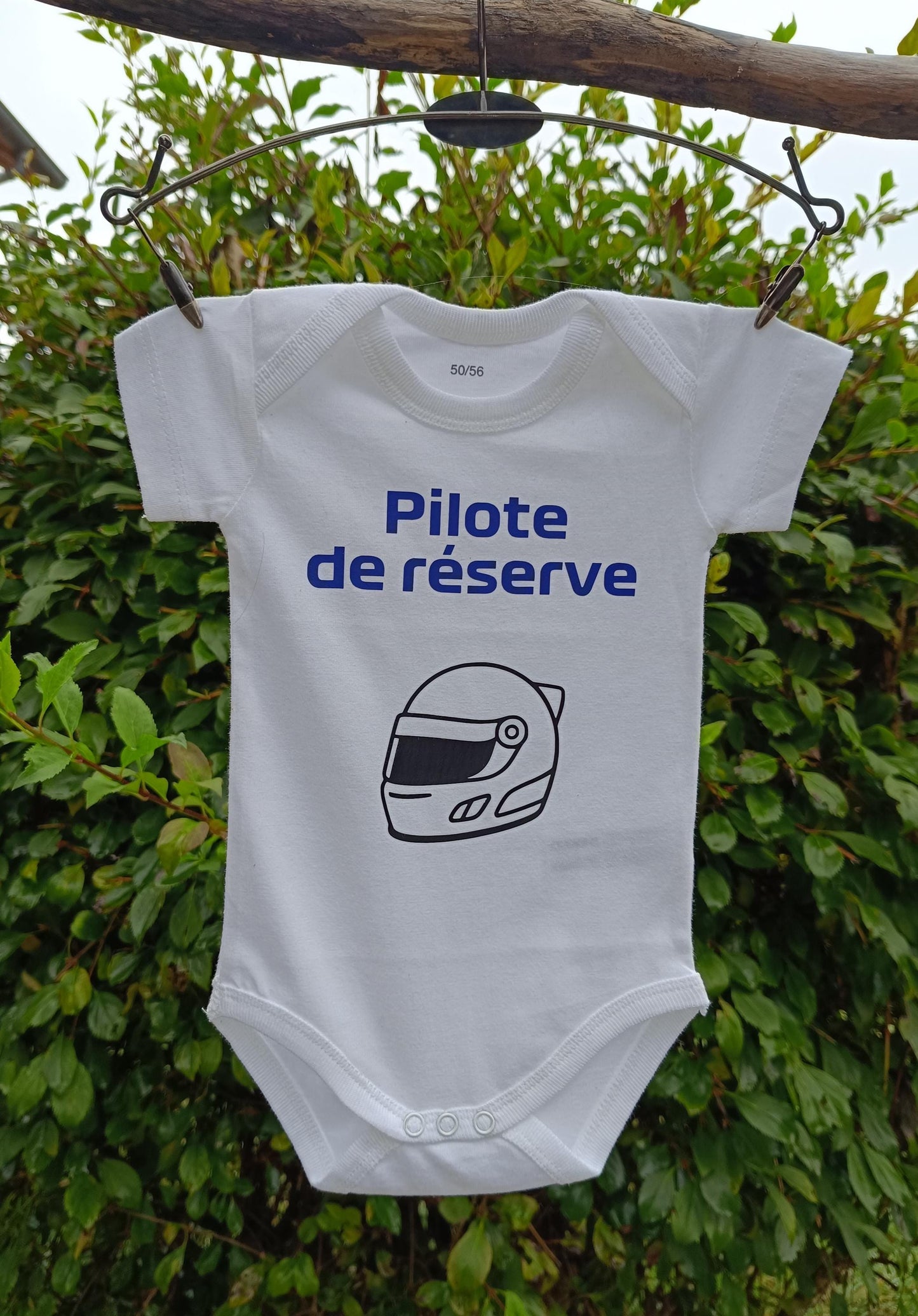 Tshirt adulte homme et femme et body bébé assorti, lot tshirt et body Formule 1, F1, pilote 1, 2, 3, casque de f1, F1 helmet, Ferrari