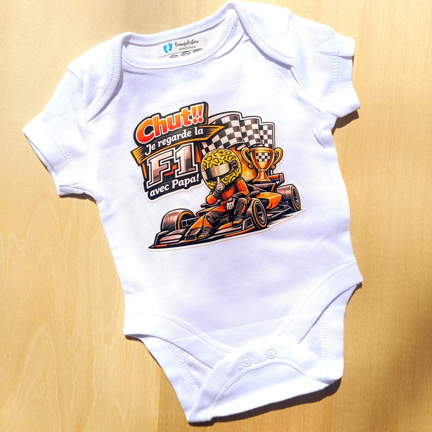 Body bébé F1 – Chut! je regarde la F1 avec Papa! Lando Norris / McLaren / Red Bull – Body humour bébé – Cadeau naissance original –