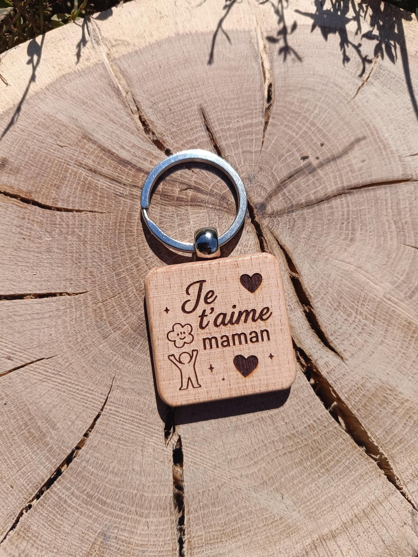 Porte clé en bois gravé, je t'aime maman, couple famille cadeau déclaration, fête des mères, cadeau anniversaire