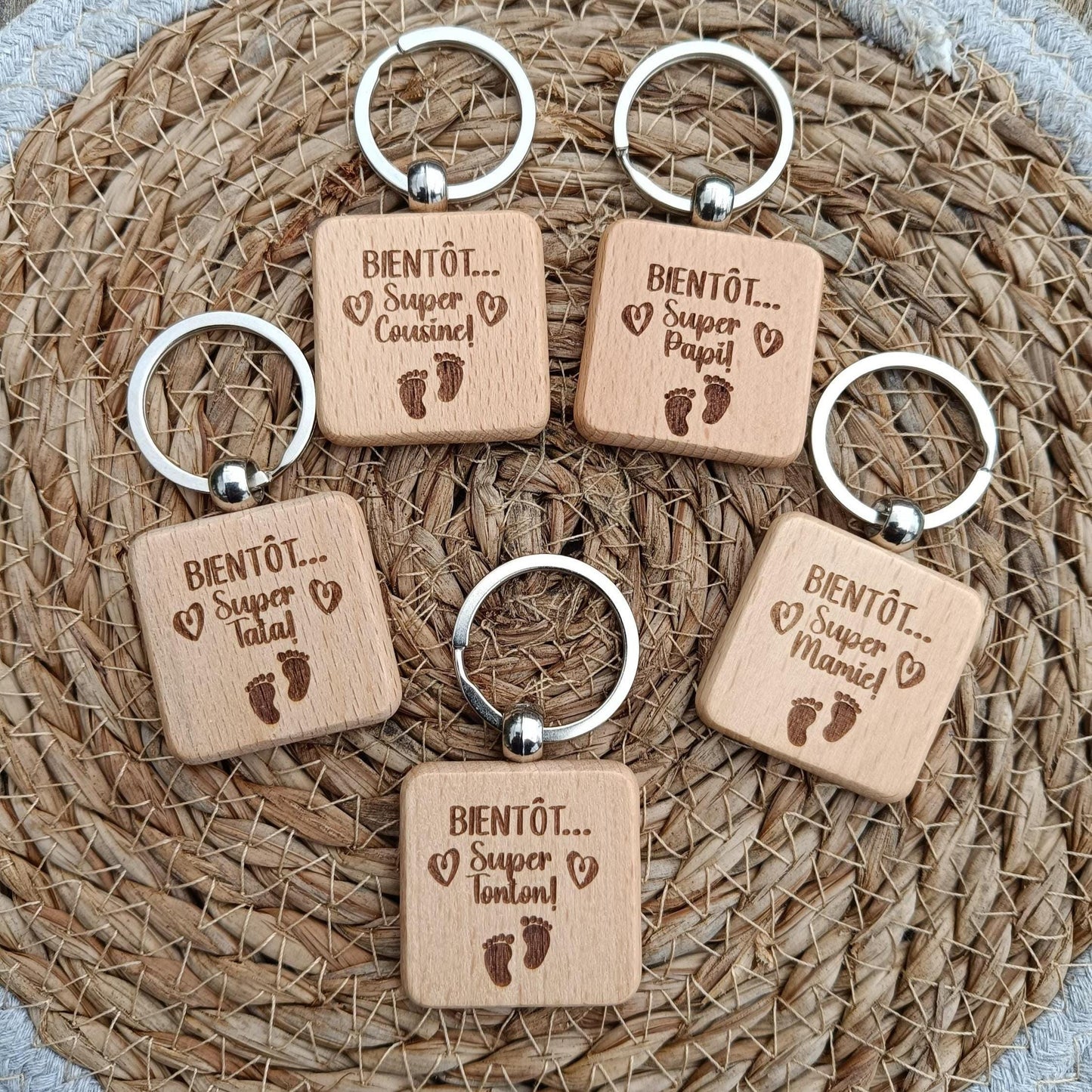 Porte clé en bois personnalisé Bientôt super papi, annonce de grossesse, anniversaire, mariage, fête des mères