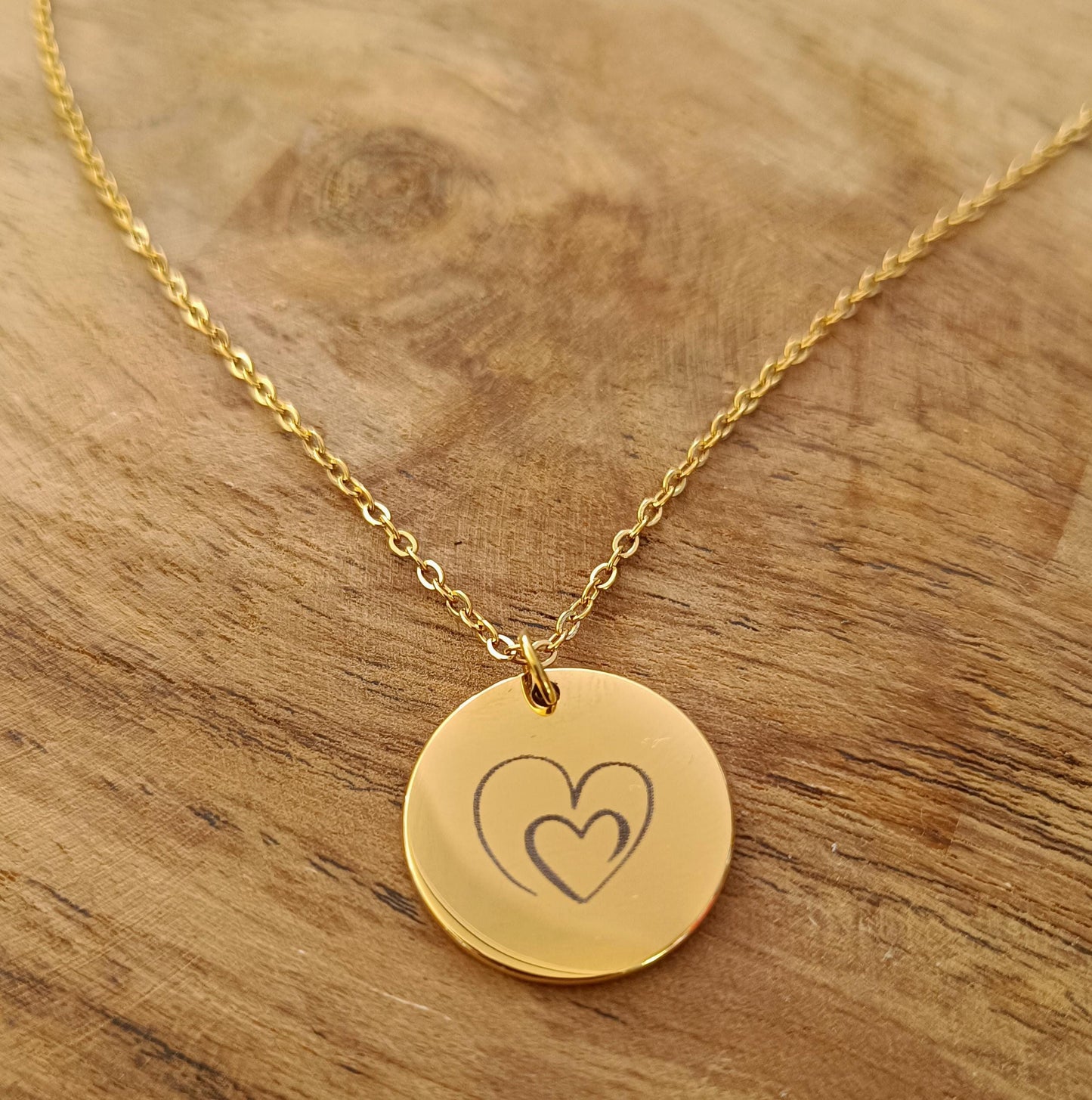 Collier médaillon personnalisé en acier inoxydable – Gravure laser, élégant & durable