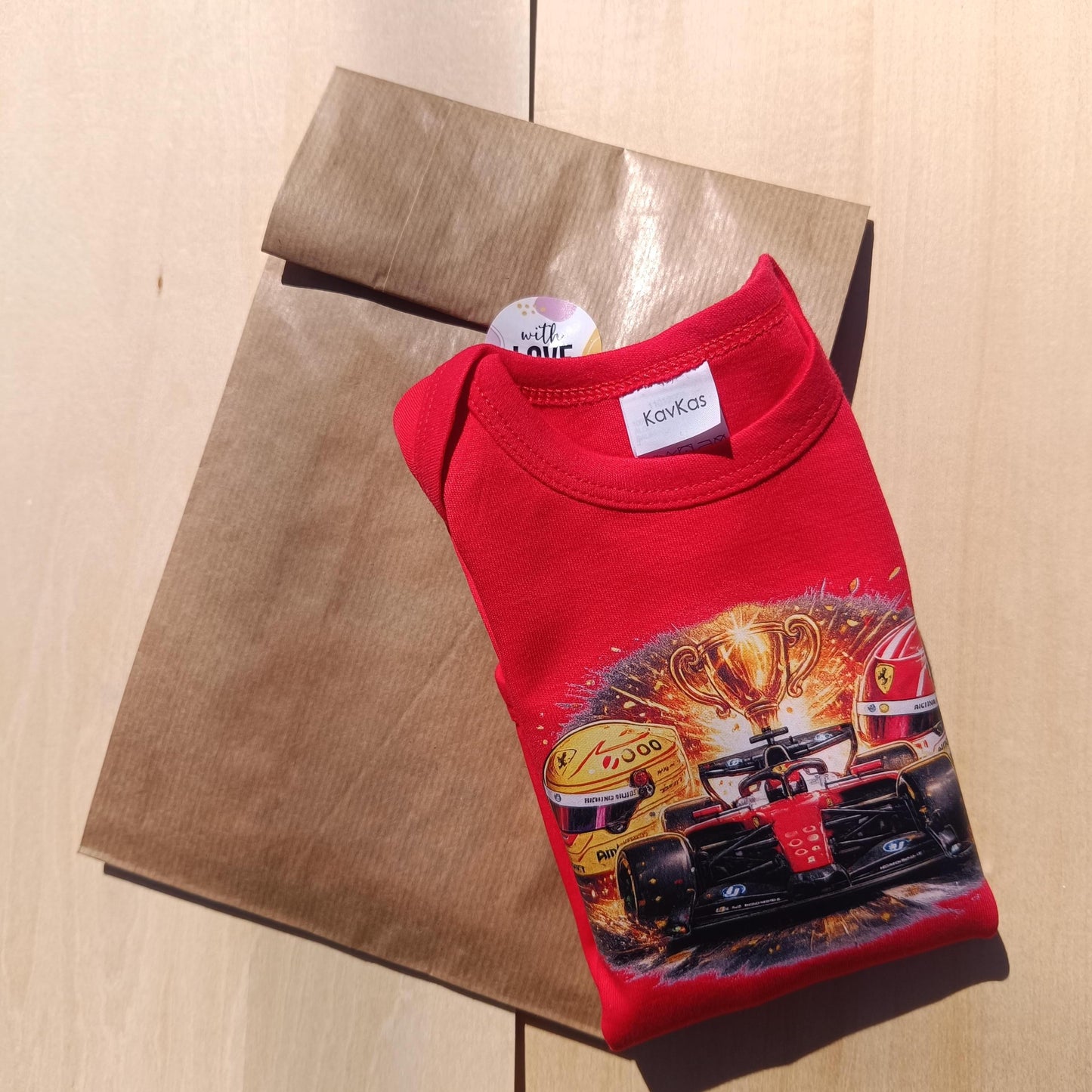 Body bébé F1 – Casque comme Hamilton Leclerc – Ferrari / McLaren / Red Bull – Body humour bébé – Cadeau naissance original – DTF couleur
