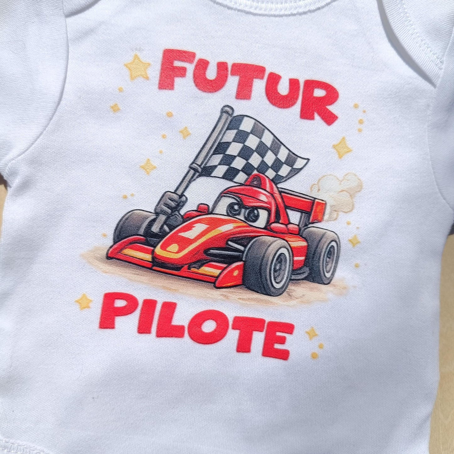 Body bébé, body personnalisé, idée cadeau naissance, body body pilote, pilote F1, bébé pilote, manches longues, vêtements bébé, futur pilote