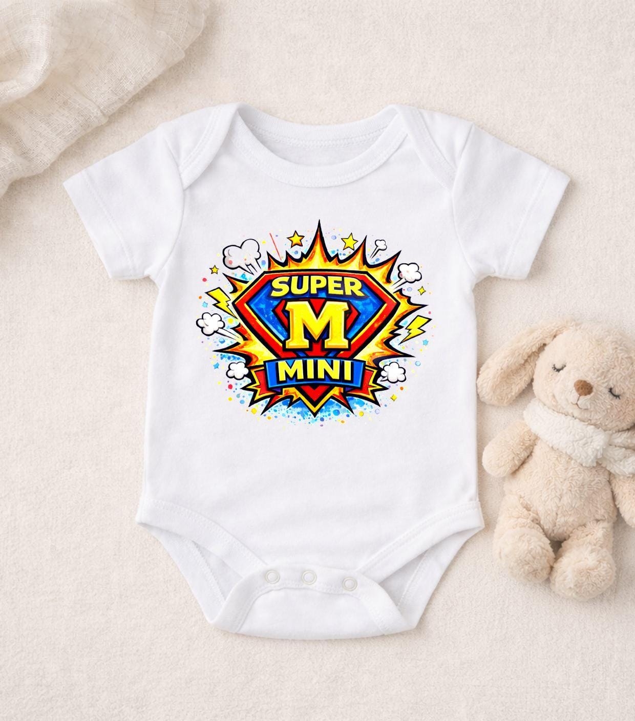Super Mini – T-shirt adulte, enfant ou body bébé – Cadeau filleul original – Annonce famille super héros - BD Comics Superman Spiderman