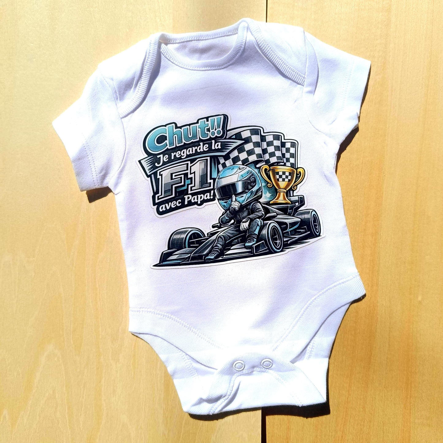 Body bébé F1 – Chut! Je regarde la F1 avec Papa! version Mercedes Russel