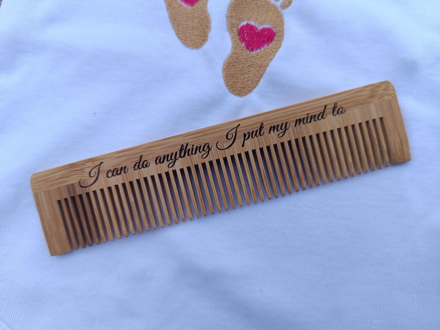 Birth comb natural labor – Bamboo 13cm – Mantra engraved – Pain relief tool – Unmedicated delivery support