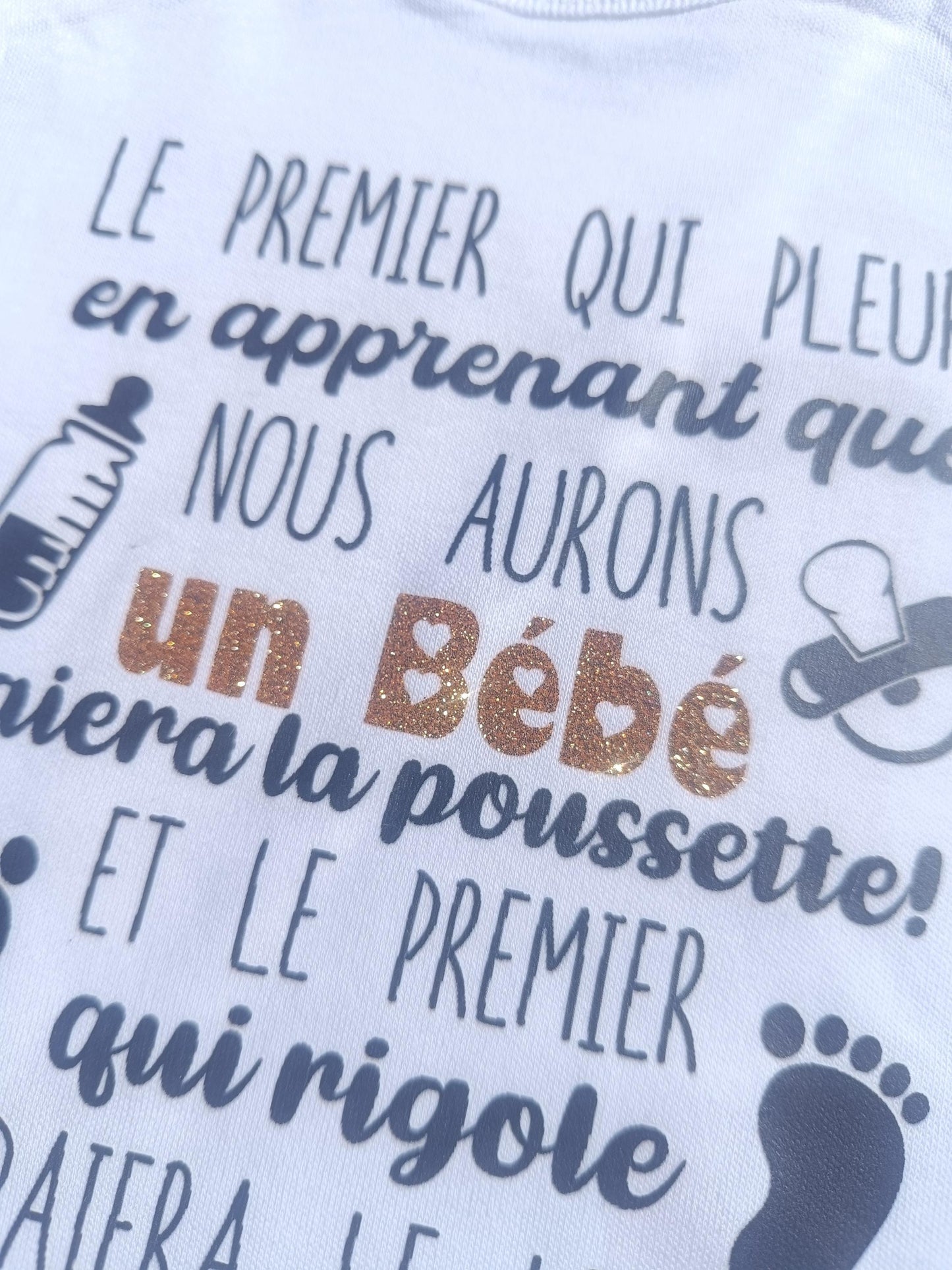 Body annonce grossesse humour – Le premier qui pleure paiera la poussette - annonce à papi et mamie, tonton et tata, bébé arrive