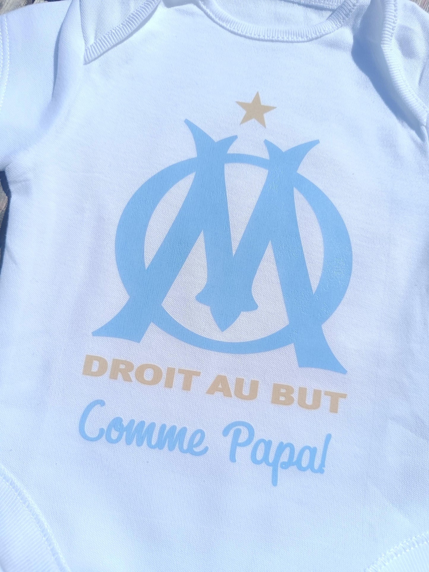 Body bébé OM Droit au But, comme Papa, cadeau naissance Olympique de Marseille, OM93, foot Ligue 1