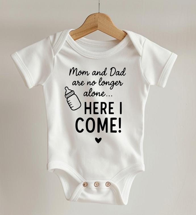 Baby Bodysuit Pregnancy Announcement – Funny & Cute Reveal Gift for Grandparents, Family, Baby Shower – White Cotton Onesie with Quote