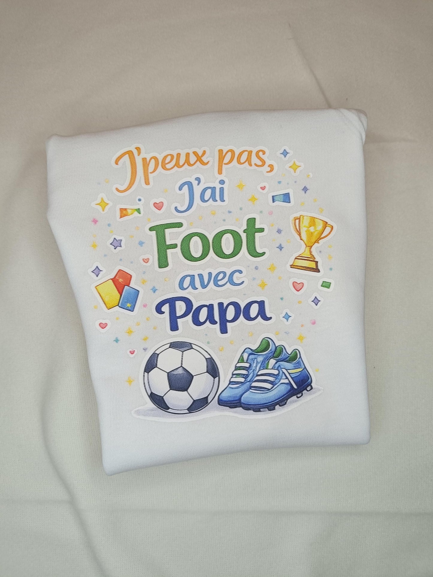 Body bébé humour – J’peux pas j’ai foot avec Papa / Papi / Tonton – DTF couleur – Cadeau naissance original – Baby shower – Football