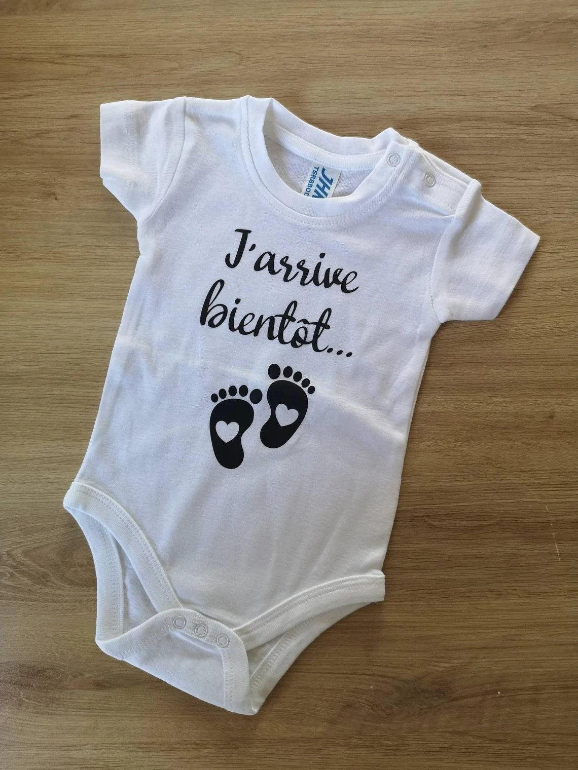 Body bébé différents modèles pour annonce de grossesse ou cadeau de naissance, j'arrive bientôt, femme enceinte, future maman parents