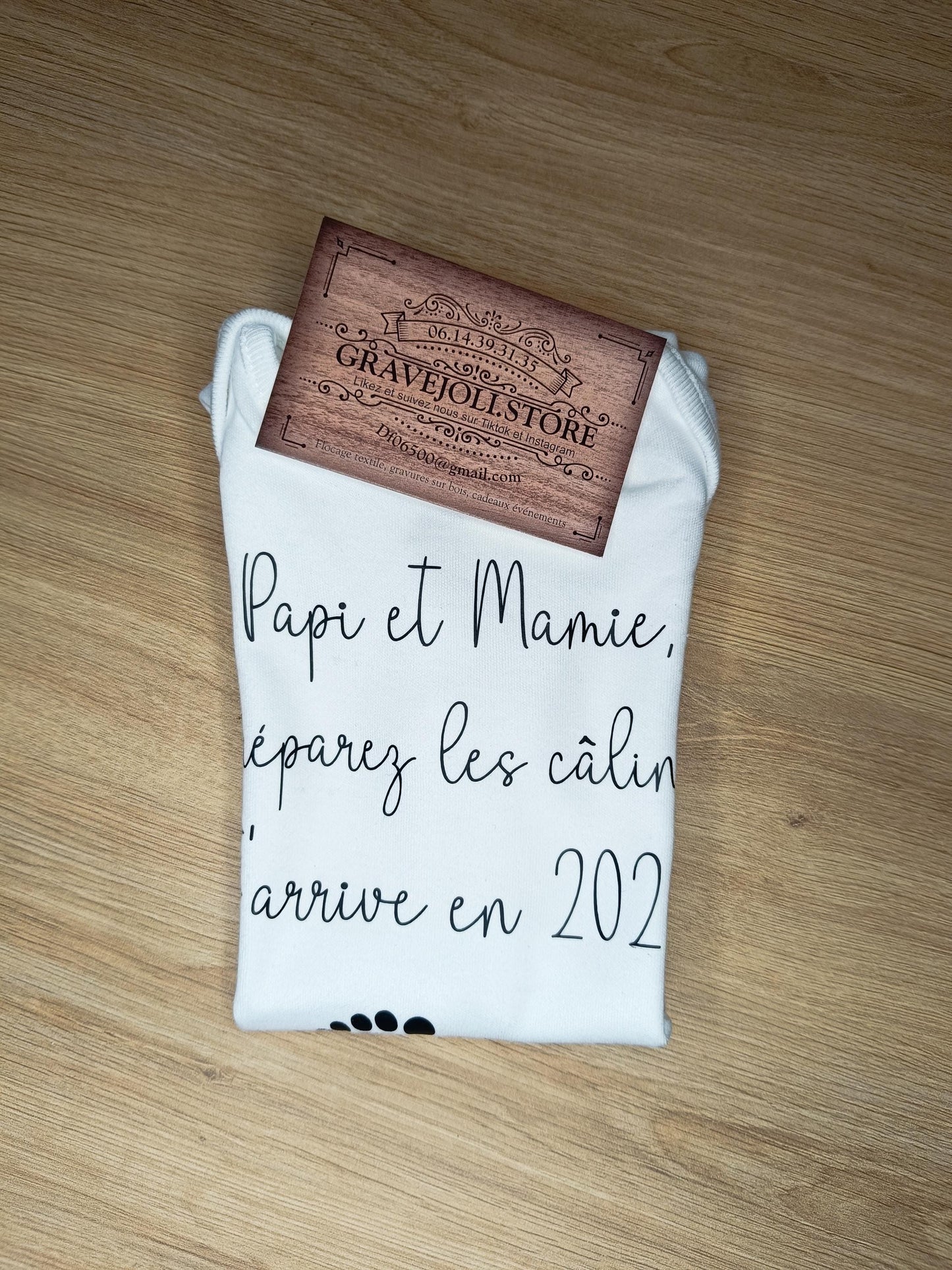Body annonce grossesse / annonce grossesse / body pour papi et mamie / body personnalisé futur grands parents / j'arrive en 2027