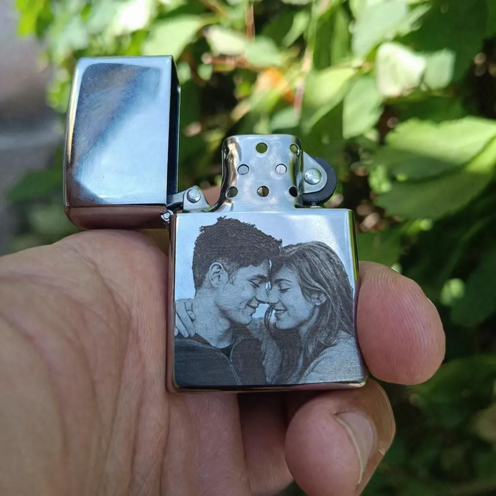 Briquet Zippo personnalisé gravé avec texte ou photo