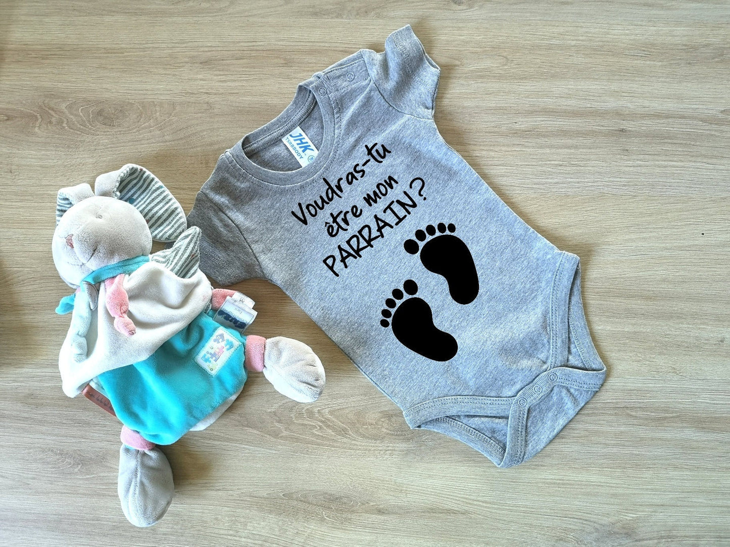 Body bébé, body personnalisé, annonce naissance, parrain, marraine, mamie, baby shower, grossesse, vêtements bébé, body flocké, bébé arrive