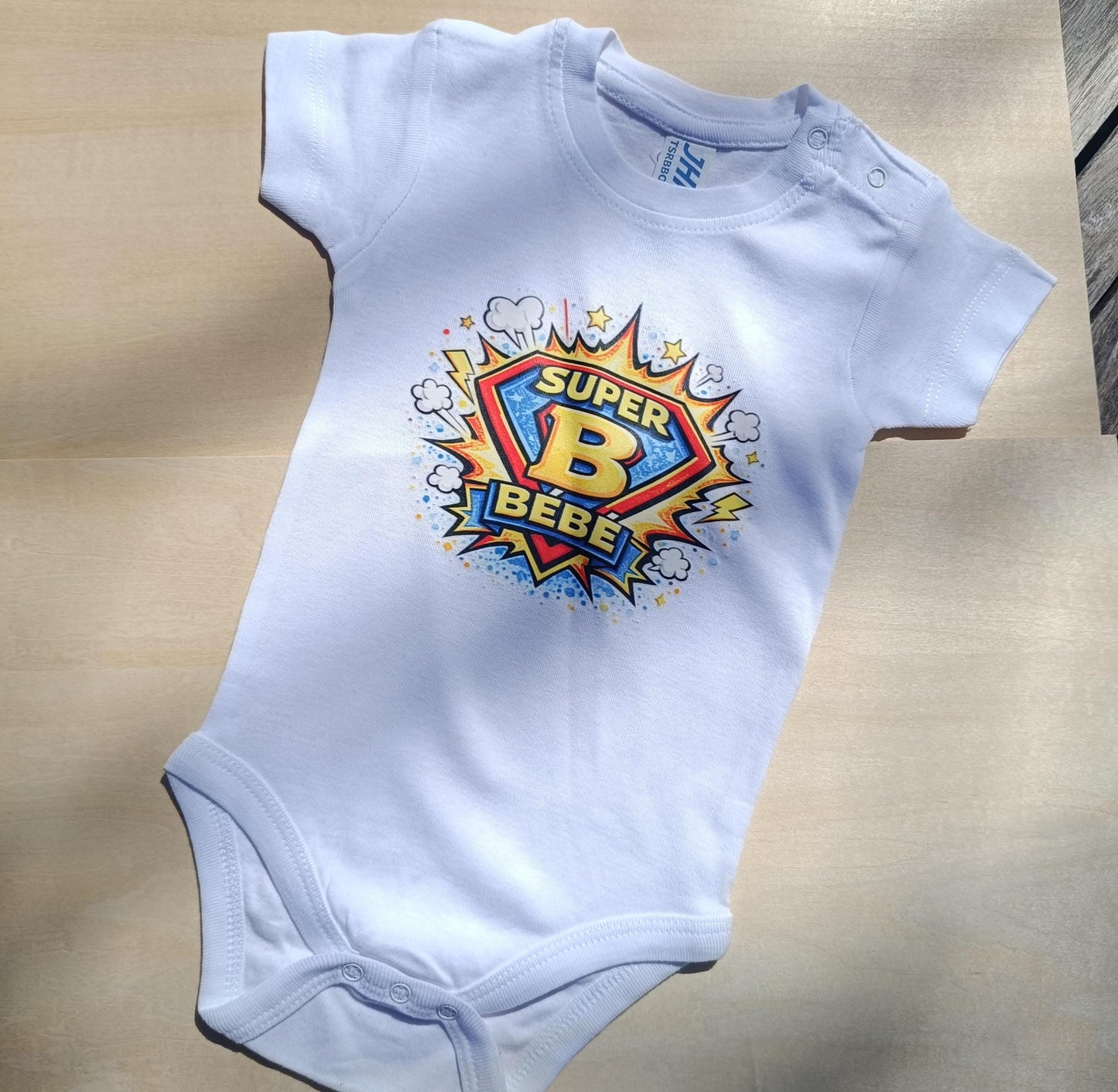 Super Bebe T-Shirt Adulte Enfant Body - Cadeau Original Annonce Famille Super Heros BD Comics Superman Spiderman