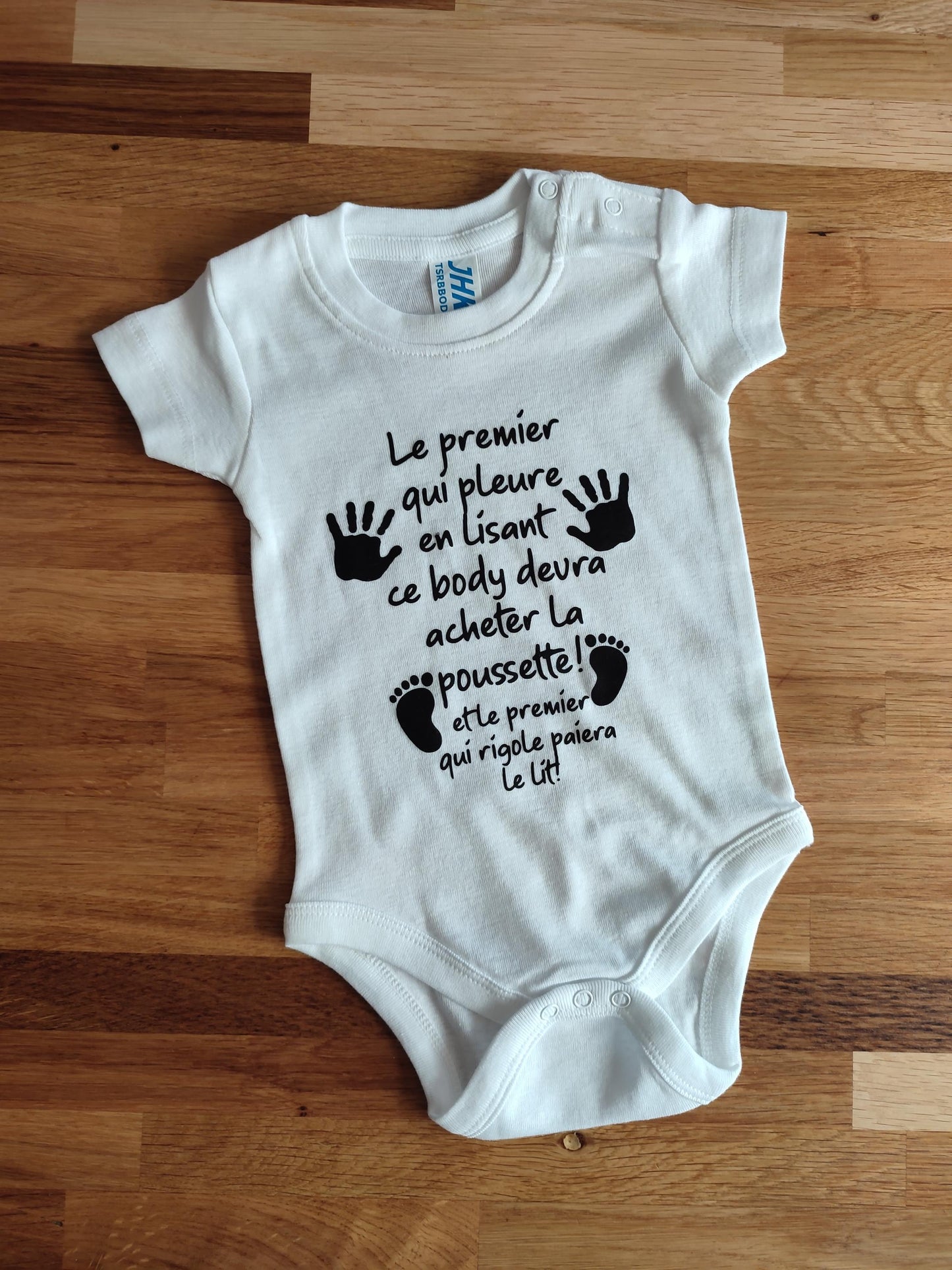 Body bébé pour annonce de grossesse, bébé arrive, comment annoncer sa grossesse, humour drôle marrant, body personnalisable baby shower